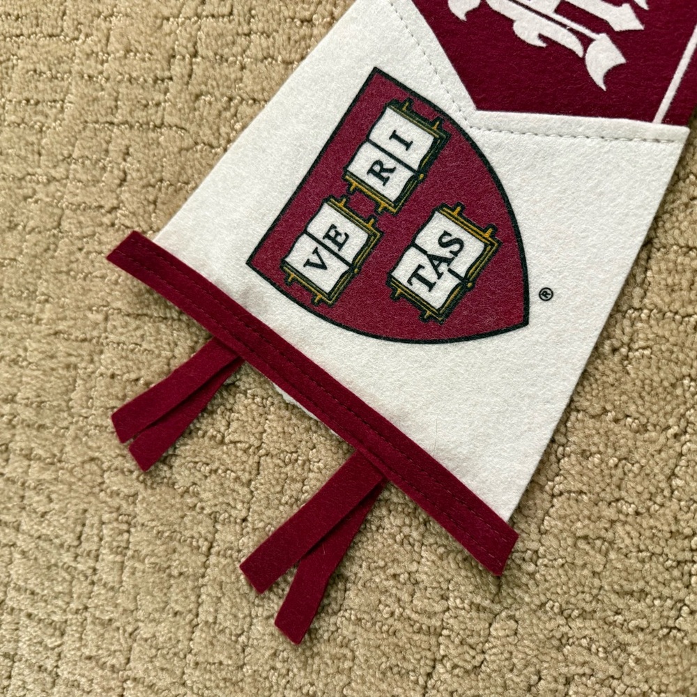 Harvard Flag - Picture 3 of 4
